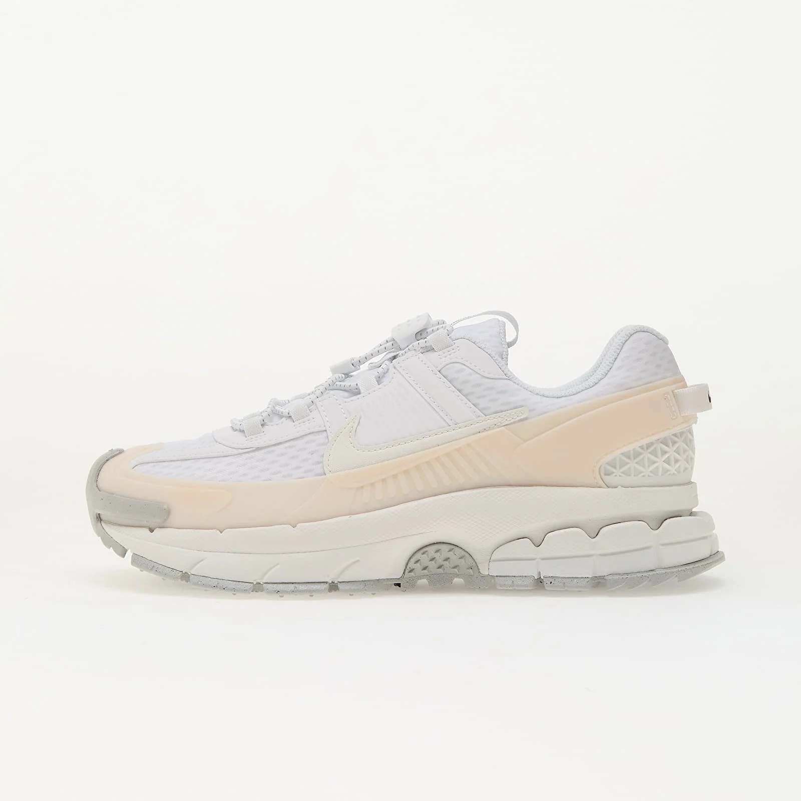 Zoom Vomero Roam — Nike
